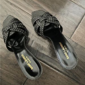 Brand new, never worn Saint Laurent heels, size 7